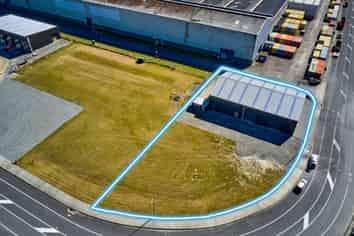 Upgraded warehouse with ample yard