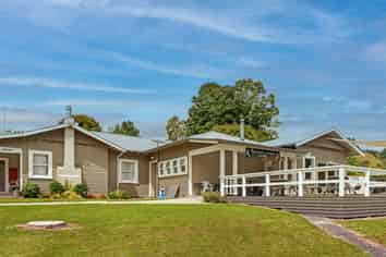 2 School Road, Tiniroto