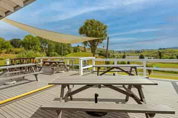 2 School Road, Tiniroto