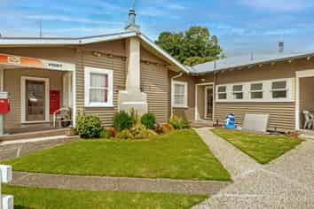 2 School Road, Tiniroto