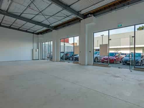 Top end retail last space left