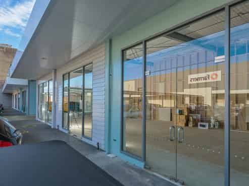 Top end retail last space left