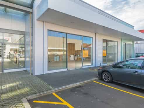 Top end retail last space left