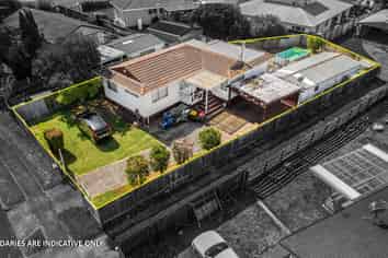 4 Becker Drive, Weymouth