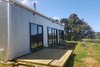 205 Central Road, Mareretu