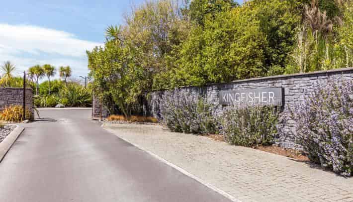 54 Parawera Drive, Acacia Bay