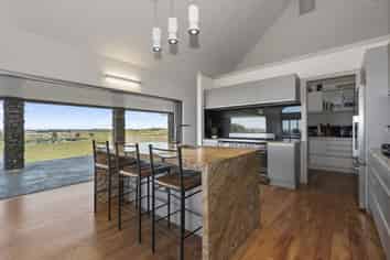 759 Tuhikaramea Road, Ngahinapouri