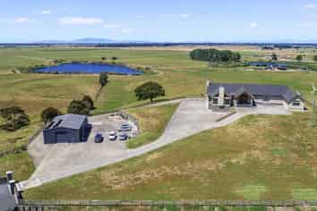 759 Tuhikaramea Road, Ngahinapouri