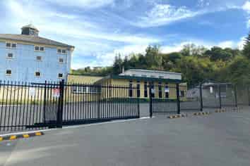 728m² storage warehouse in Napier