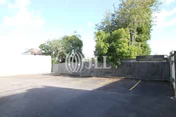 Beautiful Villa on Remuera Road!