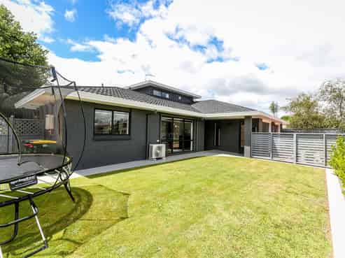 40 Heta Road, Highlands Park