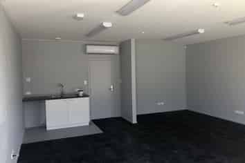 New Warehouse 233 m2