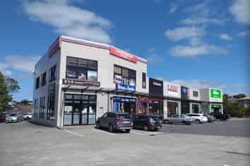 BEST CONVENIENCE FOODIE PREMISES ON THE SHORE