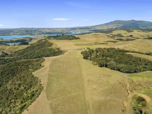 1033 Mangiti Road, Te Akau