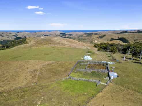 1033 Mangiti Road, Te Akau
