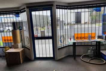 Port Workshop / Office For Lease