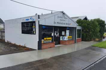 Port Workshop / Office For Lease