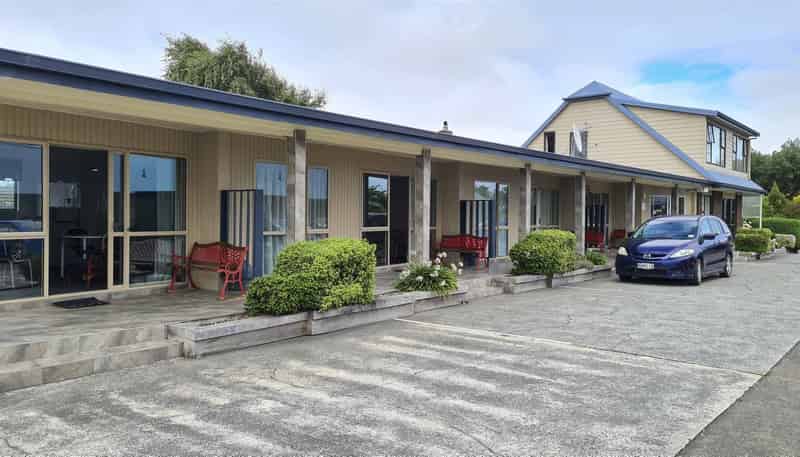 81 Queens Drive, Richmond