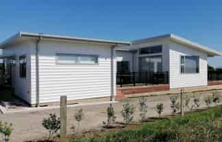 58 Anglers Avenue, Okato