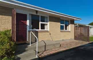 2/67 Trafalgar Street, Saint Albans