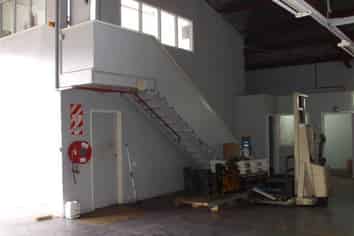 FANTASTIC ROSEBANK ROAD WAREHOUSE