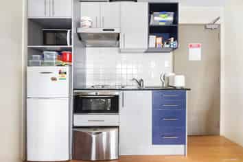 3K/17 Crown Lynn Place, New Lynn