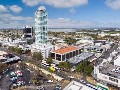 Ideal Large Format Retail