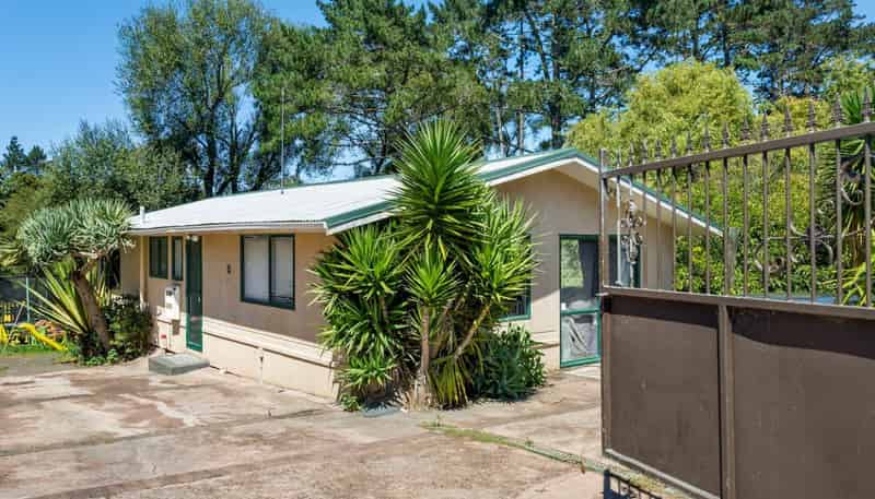 1014a Great North Road, Point Chevalier