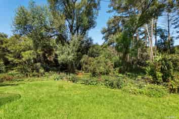 1014a Great North Road, Point Chevalier