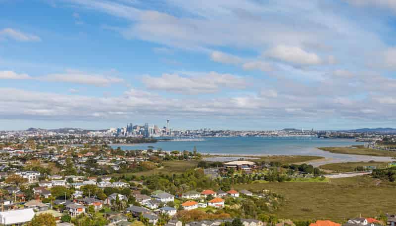 9-17 Byron Avenue, Takapuna