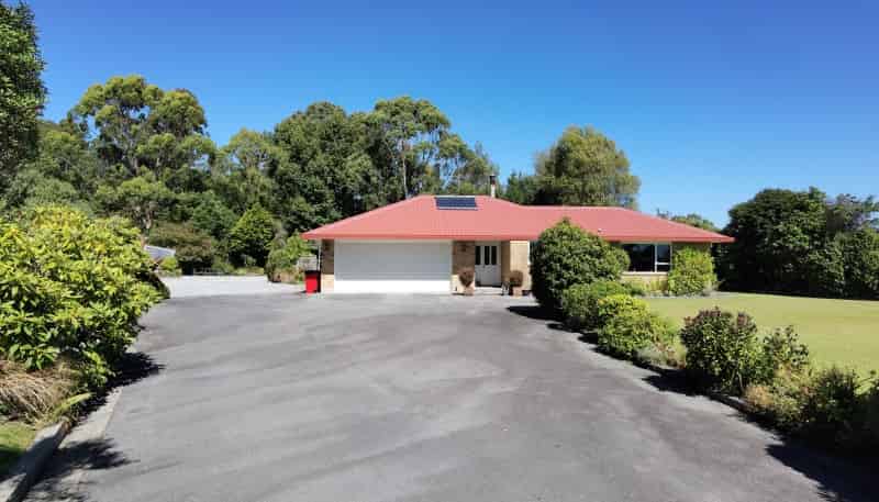 76 Pine Tree Road, Kaniere