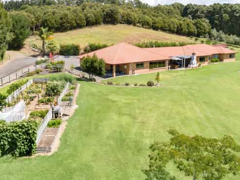 121B Purangi Road, Whenuakite