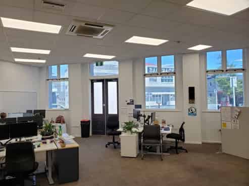 Central City Lovely Modern Ground Floor Office