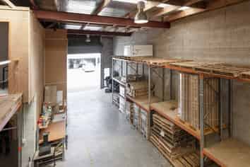 Immaculate Industrial Unit