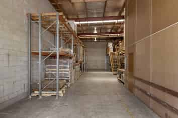 Immaculate Industrial Unit