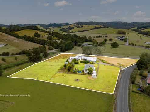 77 Pataua North Road, Whareora