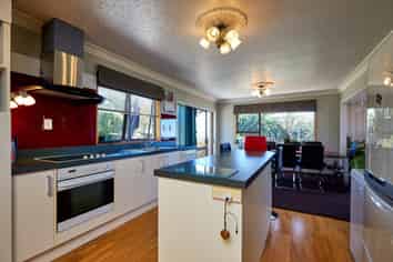 72 Churchill Street, Kaikoura