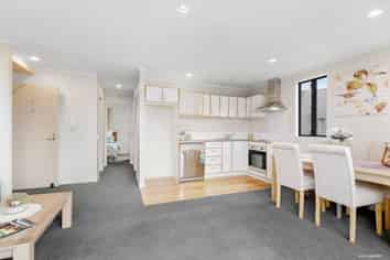 1/22 Normanby Road, Mount Eden