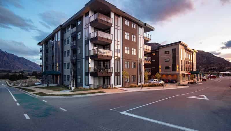 202/30 Red Oaks Drive, 