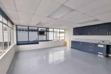 GREAT VALUE NORTHCOTE OFFICE - 490M²