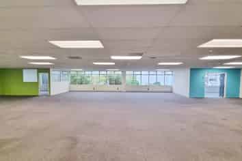 GREAT VALUE NORTHCOTE OFFICE - 490M²