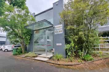 GREAT VALUE NORTHCOTE OFFICE - 490M²