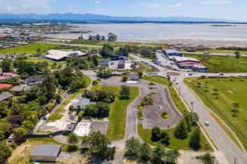 Join Richmond's Newest Supermarket