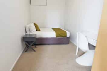 402, 17 Putney Way, Manukau