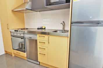 402, 17 Putney Way, Manukau