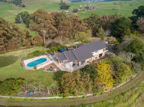 538 Monument Road, Mangatangi