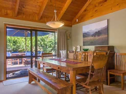 538 Monument Road, Mangatangi