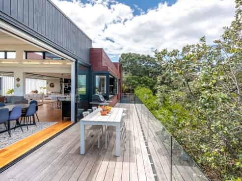 14 Hamilton Road, Surfdale