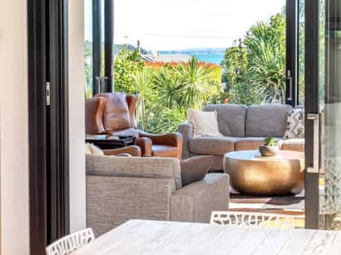 14 Hamilton Road, Surfdale