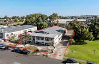 STANDALONE INDUSTRIAL WITH YARD